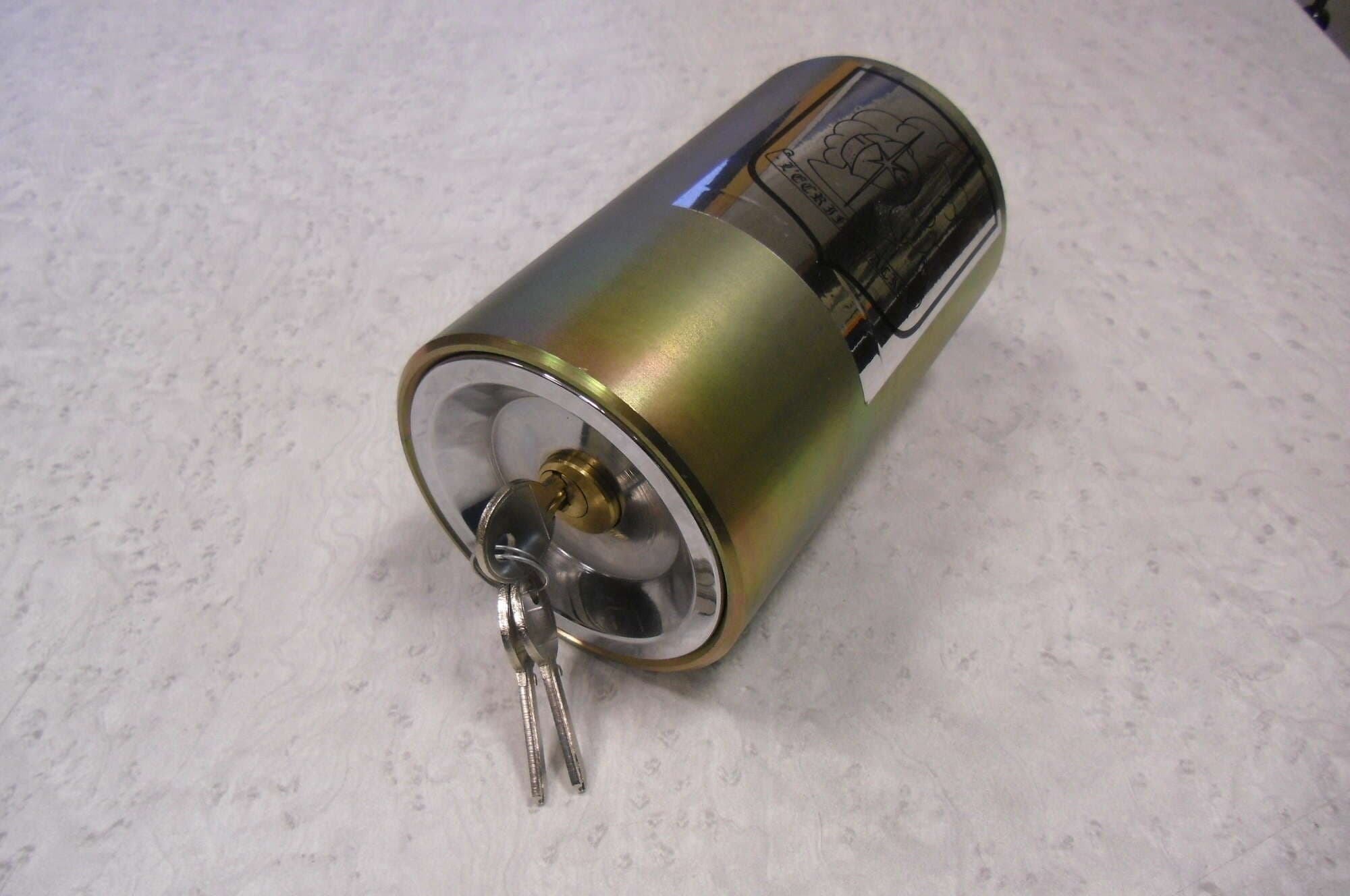 Mini coffre Ø 100 mm À clé